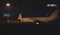 Среднощно товарене на украински самолет в София