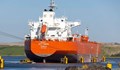 Моряк загина при взрив на танкер край Нидерландия
