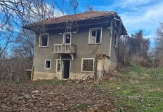 Манипулират ни Продавачите трупат пачки а купувачите ще плачат и ще