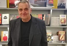 Трябваше да изпратя книгата Защо лаят краставите магарета до Цюрих