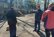 Днес проверих работата на фирмата която ремонтира междублоковите пространства в