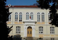 На 18 април в сградата на Английска езикова гимназия Гео