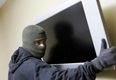 Извършител на домова кражба са установили служителите от РУ