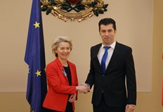Премиерът е домакин на посещението на председателя на ЕКПремиерът Кирил Петков
