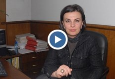 Според нея институциите не бива да се употребяват като бухалки Сложните