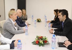 Потенциала за засилване на сътрудничеството с Amazon и Google обсъди