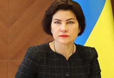 Работи се по близо 8000 случаи на военни престъпления от