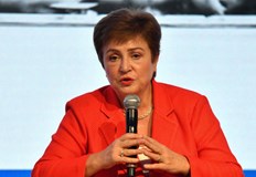 Тя предупреди че разделението на страните на блокове ще доведе