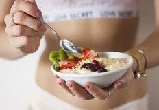 Оригиналното кисело мляко без добавени подсладители ароматизатори или и оцветители е