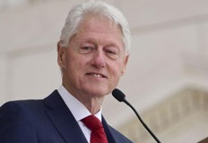 Американският президент Бил Клинтън 1993 2001 г е предлагал на своя