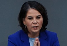 Германия ще спре да внася петрол от Русия до края