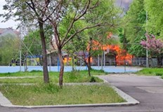 Изоставени бараки на улица Подвис във Варна до сградата на