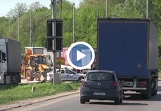 Над 30 камиона се включиха в протеста на транспортния бранш