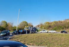 Жителите на близкия до Русе град Мартен излязоха тази вечер на протест Причина