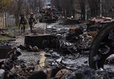 Врагът ни превъзхожда 10 към едно Молим всички световни лидери да