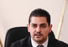 Министърът на младежта и спорта Радостин Василев заплаши БФС с