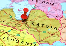 16 народни представители от парламента в Литва предложиха 9 май