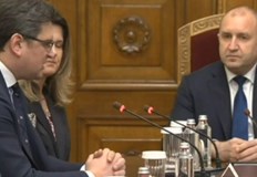 Кулеба постави Радев на място с общите ми приказки за