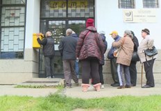 Ръководството на Български пощи увери че всички пенсионери ще си