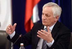 Ръководителят на правителствения щаб за бежанците полковник Валери Рачев е