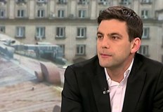 Казусът около дипломата на Андрей Гюров е изкуствено създаден В