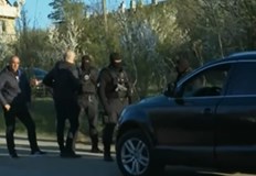 Задържаха двама души заподозрени за убийството на бившия полицай застрелян на