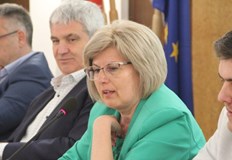 Две трети от българските работници получават заплата по ниска от средната