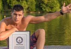 Теодор Цветков отлага преплуването на Черно море за догодина заради