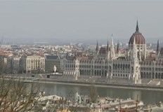 Тежка изборна битка в Унгария Унгарците гласуват за парламент а резултатите