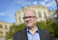 Сгреших и ще поднеса безрезервни извинения заяви Од Рогер ЕноксенНорвежкият министър