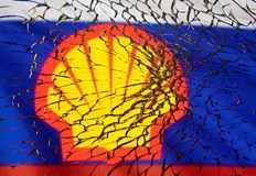 Шел се оттегля от руския петрол и газ за да се