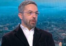 Д р Петър Марков добави че втора бустерна доза вече се препоръчва за хора