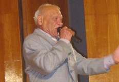 Сандански загуби най емблематичния си изпълнител на македонската песен Емил Ристосков