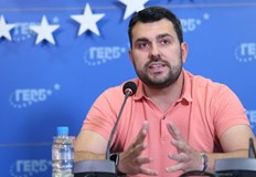 Демократична България е на колене пред БСП заяви председателят на