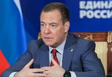 Той отправи критики и към ЕКБившият руски президент Дмитрий Медведев