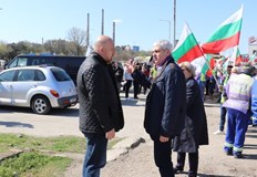 Настоящото правителство създава законови условия за работа и елиминира наложените