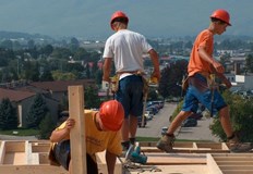 Въпреки обнадеждаващите планове няма сектор който да не се задъхва