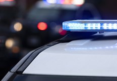 Най малко двама души бяха убити днес а четирима ранени при