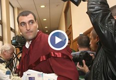 Ангел Кънев откри заплахата в четвъртък в шкаф на работното