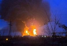 В резултат на нанесения удар е избухнал пожарДва хеликоптера на