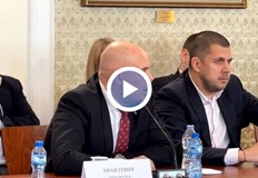 Главният прокурор напусна залата в която се дискутира закриването на