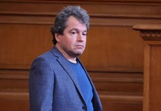 Втори ден без решение на парламента за дофинансирането на АПИ