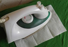 Никой не е застрахован срещу капки от восък или парафин