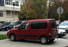 Общината в Русе търси начин как да увеличи паркоместата защото не достигатВ