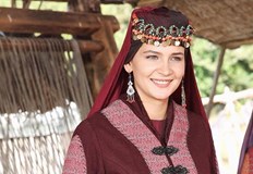 Гюлсим Али с главна роля във филма Линия на освобождение