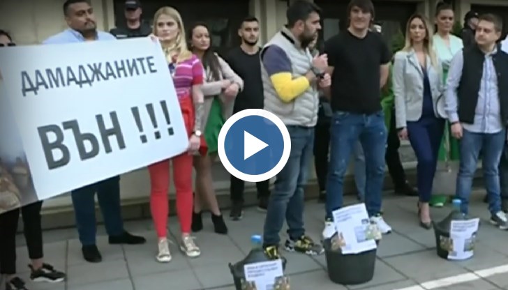 „Благодаря на българския съд. Няма никой над закона!”, написа лидерът на ГЕРБ след решението на съда