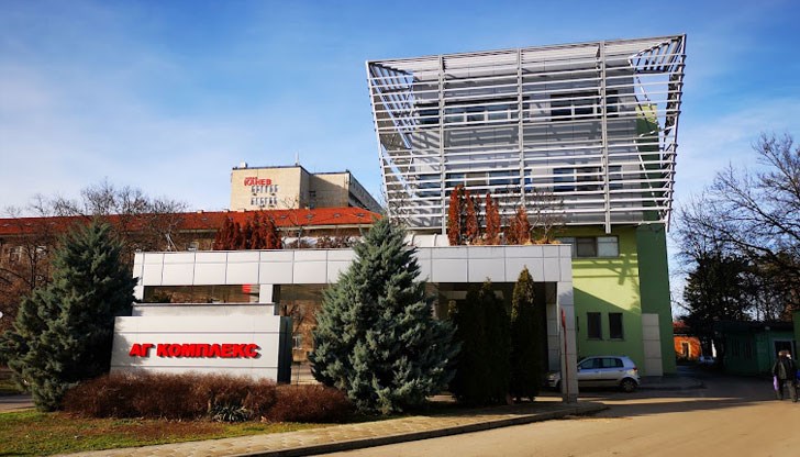 Бъдещите майки и татковци ще могат да се запознаят с апаратурата и създадените условия в комплекса, както и с пътя на бъдещата майка от приемането, раждането, престоя в отделението до момента на изписването им с новороденото Бъдещите майки и татковци ще могат да се запознаят с апаратурата и създадените условия в комплекса, както и с пътя на бъдещата майка от приемането, раждането, престоя в отделението до момента на изписването им с новороденото