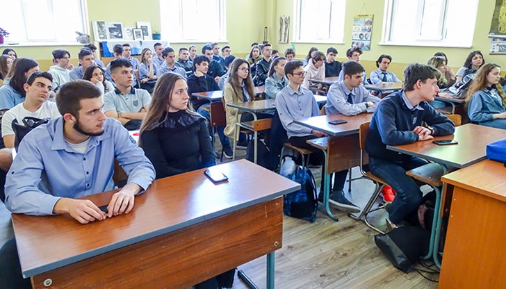 На Световния ден за безопасност и култура на труда бе посветена поредната лекция по Образователната програма