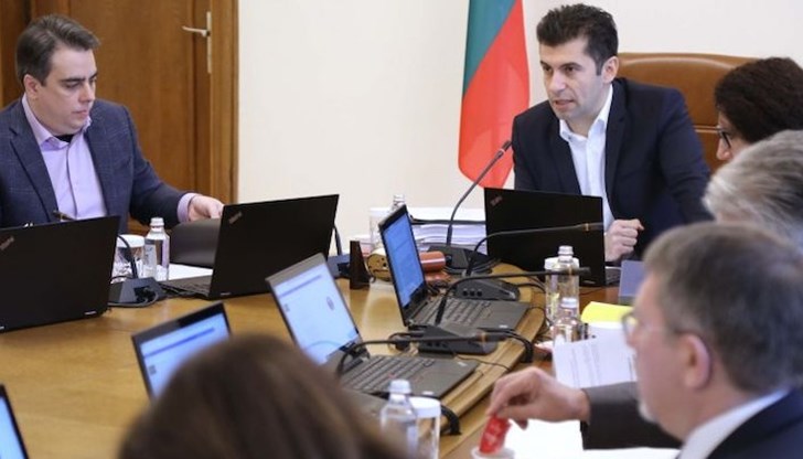 По програмата ще се назначават учени без договор с конкретно висше училище или научна организация По програмата ще се назначават учени без договор с конкретно висше училище или научна организация