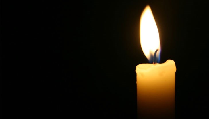 Той бе дългогодишен ръководител на редакция "Поезия" в Националното радио